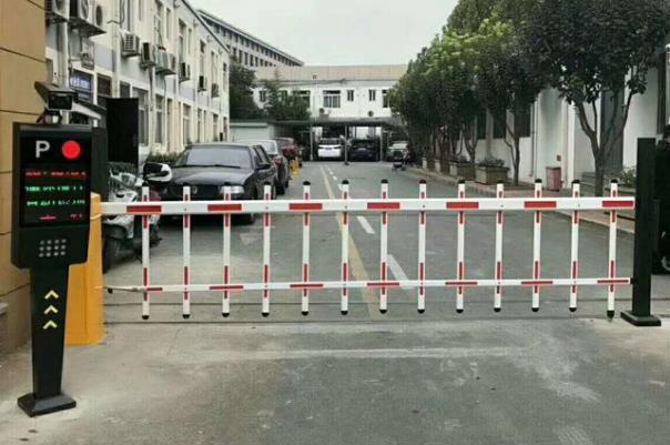 停車場車牌識別系統的識別步驟是什么呢