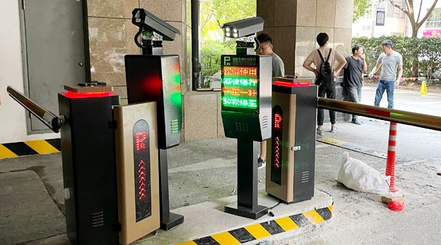 選擇智能停車場設備都要看廠家哪些優(yōu)勢?